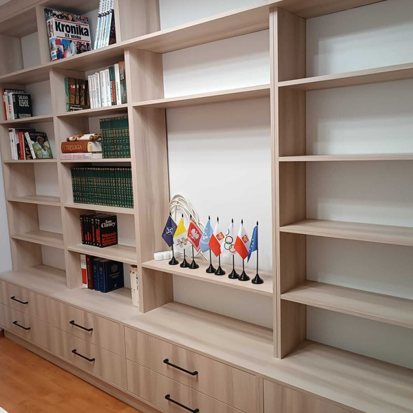 Przestronna garderoba